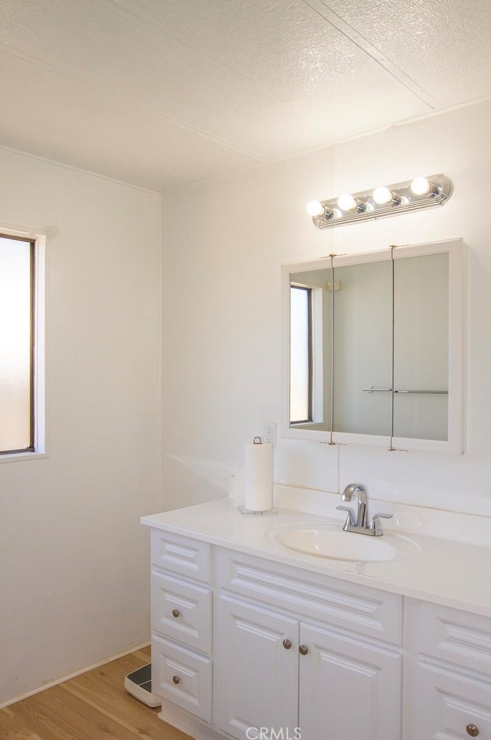 31007 Ruth Hill Rd, Orange Cove CA  93675-9332 exterior