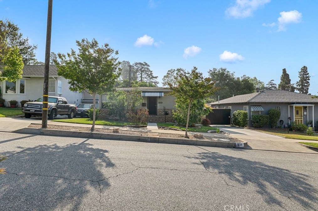 328 May Ave, Monrovia, CA 91016