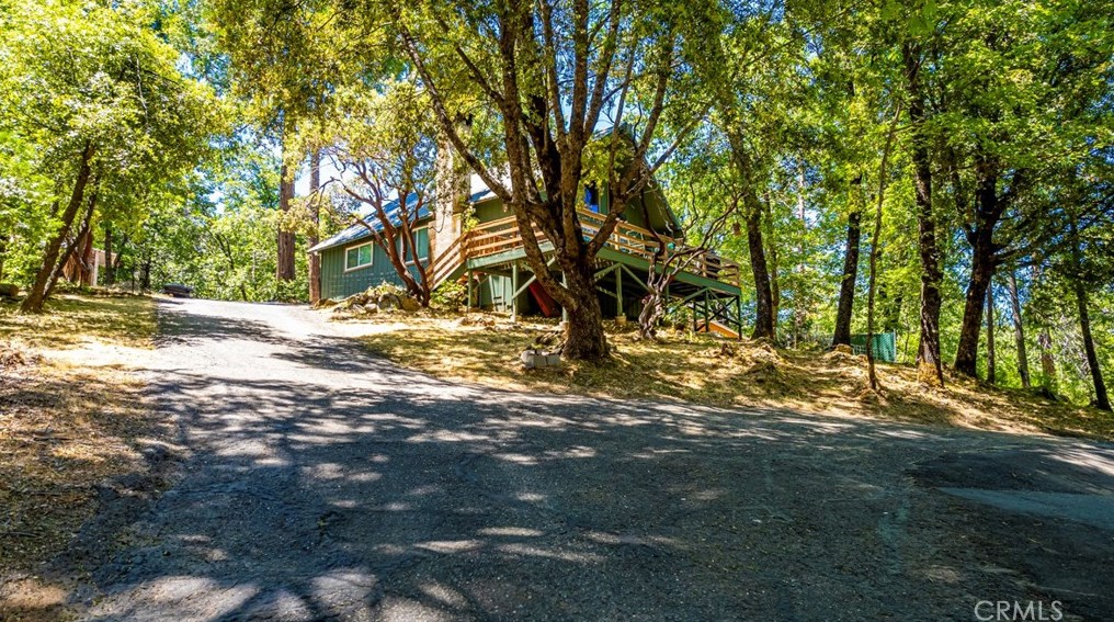 36210 Cedar Ln, Bass Lake, CA 93669-9705