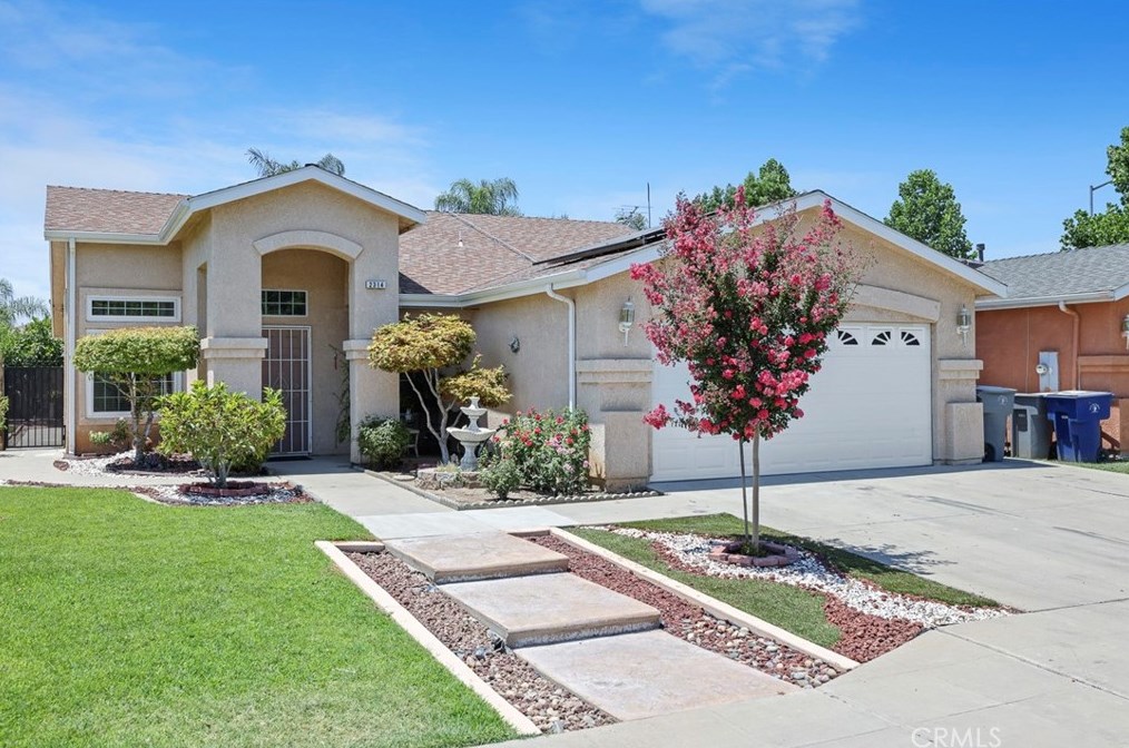 2314 Coventry Ave, Clovis, CA 93611
