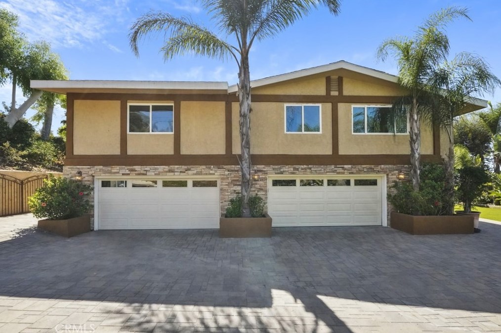 473 Country Hill Rd, Anaheim CA  92808-1353 exterior