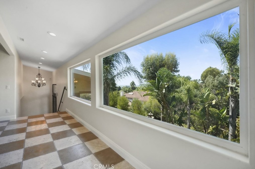 473 Country Hill Rd, Anaheim CA  92808-1353 exterior