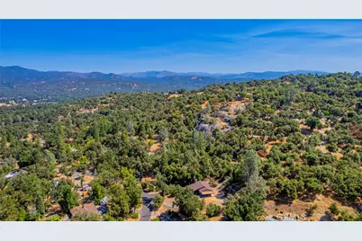 41243 Pamela Place, Oakhurst, CA 93644 - Photo 16