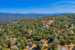 41243 Pamela Pl, Oakhurst, CA 93644 - Photo 16