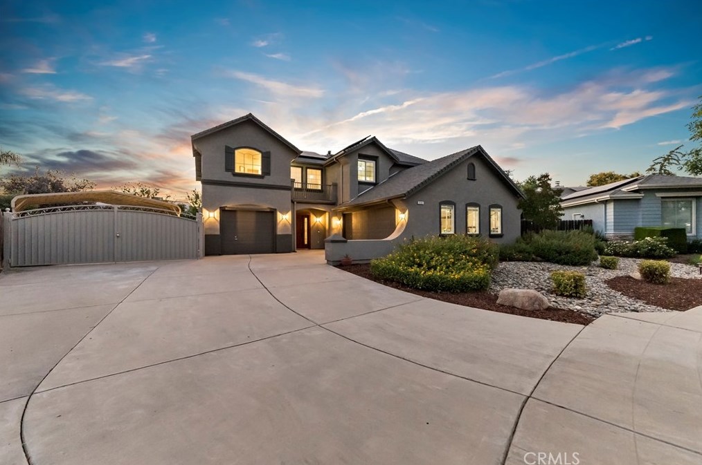 3362 Greenfield Ave, Clovis, CA 93611