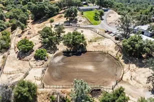 36515 Wells Rd, Coarsegold, CA 93614 - Photo 8