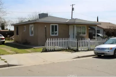 241 Hull Avenue, Madera, CA 93638 - Photo 2