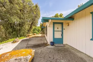 50566 Critter Creek Ln, Oakhurst, CA 93644 - Photo 4