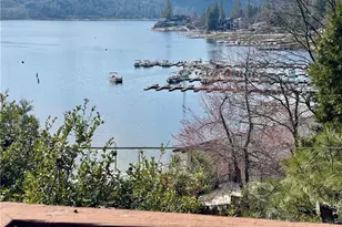 39121 Lake Dr, Bass Lake, CA 93604 - Photo 6