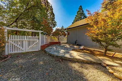 51192 Bon Veu Dr, Oakhurst, CA 93644 - Photo 40