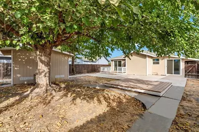 1015 Hall Avenue, Corcoran, CA 93212 - Photo 24