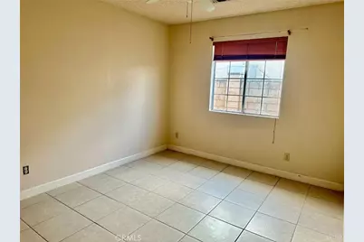 725 18th Place, Delano, CA 93215 - Photo 12