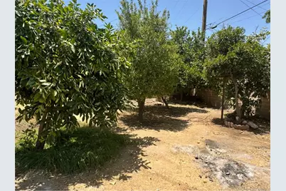 725 18th Place, Delano, CA 93215 - Photo 30