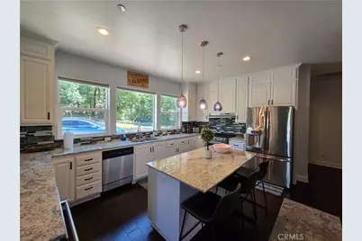 39567 E Idylwild, Bass Lake, CA 93604 - Photo 18