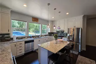 39567 E Idylwild, Bass Lake, CA 93604 - Photo 18