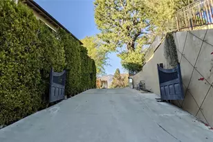 4430 Rosebank Dr, La Canada Flintridge, CA 91011 - Photo 28