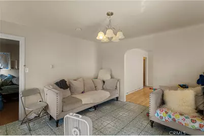 544 Keenan Avenue, Los Angeles, CA 90022 - Photo 2