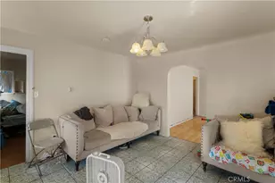 544 Keenan Ave, Los Angeles, CA 90022 - Photo 2