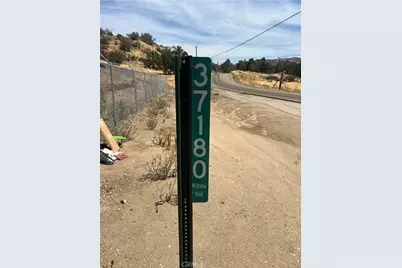 37180 Mistletoe Road, Squaw Valley, CA 93675 - Photo 32