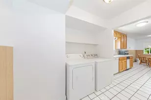 38601 Bon Veu Cir, Oakhurst, CA 93644 - Photo 12