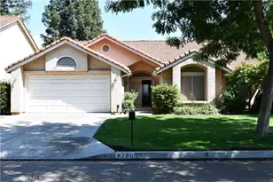 9260 N Green Meadows Ln, Fresno, CA 93720 - Photo 1