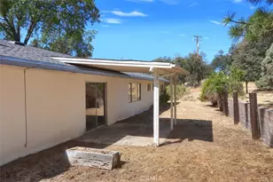 42912 Country Club Dr, Oakhurst, CA 93644 - Photo 32