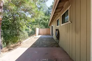 38475 Sierra Lakes Dr, Oakhurst, CA 93644 - Photo 34