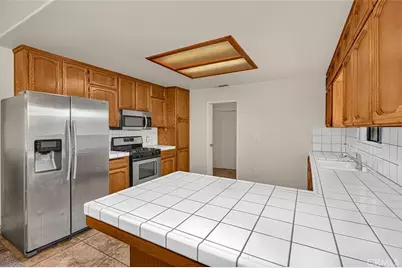 38475 Sierra Lakes Drive, Oakhurst, CA 93644 - Photo 12