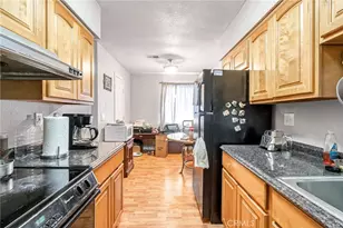 1624 B St, Fresno, CA 93706 - Photo 26