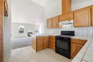 2066 Hastings Dr, Los Banos, CA 93635 - Photo 16