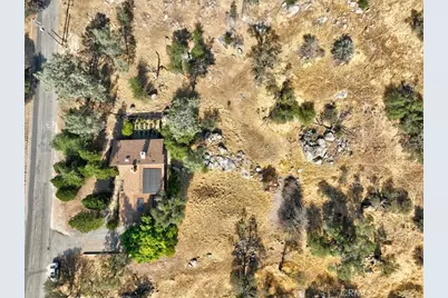 43656 Crystal Cave Circle, Coarsegold, CA 93614 - Photo 2