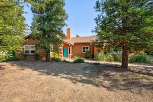 43656 Crystal Cave Cir, Coarsegold, CA 93614 - Photo 4