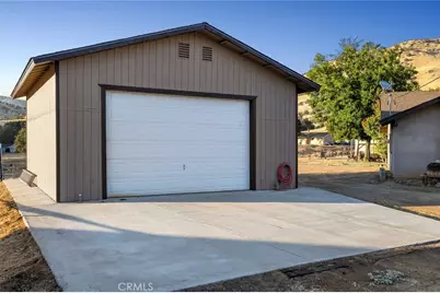 7214 Lupine Drive, Sanger, CA 93657 - Photo 24