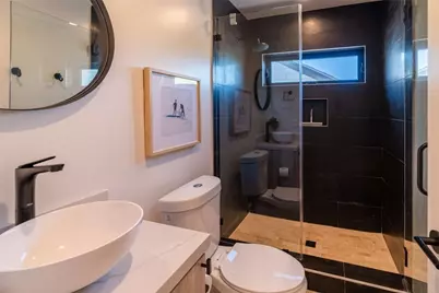 315 E Bay Avenue, Newport Beach, CA 92661 - Photo 44