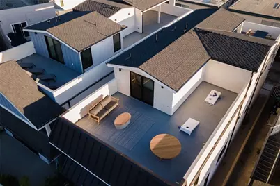 315 E Bay Avenue, Newport Beach, CA 92661 - Photo 28