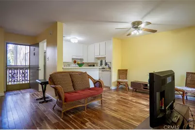 327 Chestnut Hill #22, Thousand Oaks, CA 91360 - Photo 4