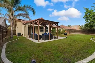 1411 Bella Oaks, Hanford, CA 93230 - Photo 30