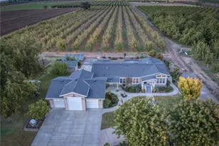 8646 Cairo, Laton, CA 93242 - Photo 4