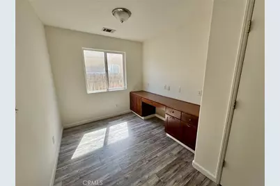 2387 N Hanover, Fresno, CA 93722 - Photo 10