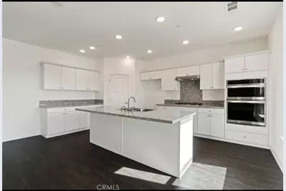 1207 Via Valencia, Madera, CA 93637 - Photo 4