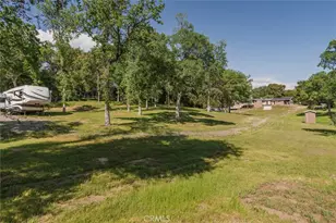 40700 Rd 425A, Oakhurst, CA 93644 - Photo 36