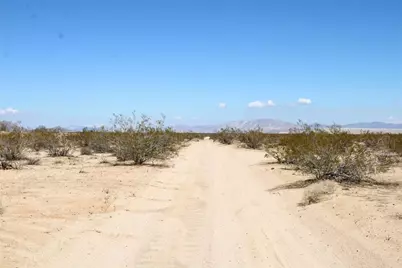 22999 Sunny Vista Road, Joshua Tree, CA 92252 - Photo 18