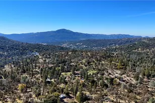 42896 Country Club Dr, Oakhurst, CA 93644 - Photo 8