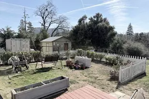 39468 Summit Dr, Oakhurst, CA 93644 - Photo 10