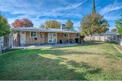 2407 Ashcroft Court, Fresno, CA 93726 - Photo 6