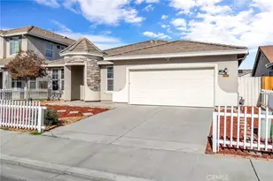 1049 Stanford, Madera, CA 93637 - Photo 2