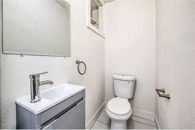 506 W Terrace Avenue, Fresno, CA 93705 - Photo 28