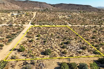 56200 Skyline Ranch Road, Yucca Valley, CA 92284 - Photo 2