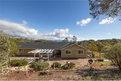 30301 Longview Lane, Coarsegold, CA 93614 - Photo 1