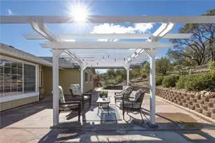 30301 Longview Ln, Coarsegold, CA 93614 - Photo 8